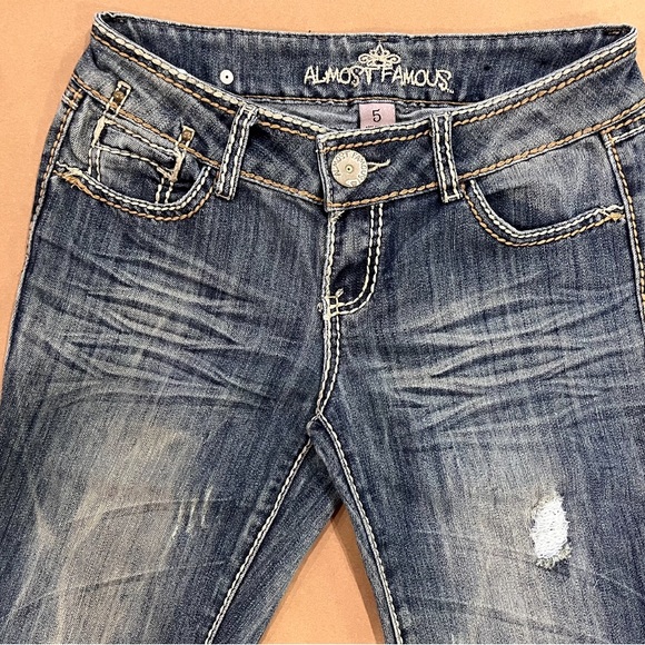 Almost Famous Distressed Flare Leg Jeans. Size 5. - Picture 1 of 9